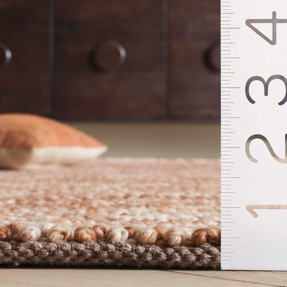 SAFAVIEH Area Rug 8x10 - Natura Collection - Large - Beige & Ivory, Handmade Wool Blend, Textured Design, Ideal for Living Room, Bedroom, Dining Space (NAT425B)