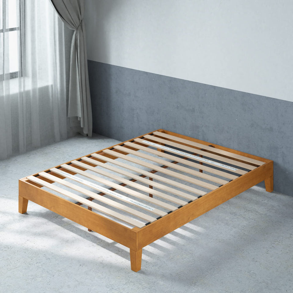 ZINUS Vivek Deluxe Wood Platform Bed Frame with Headboard, Wood Slat Support, No Box Spring Needed, Easy Assembly, Queen