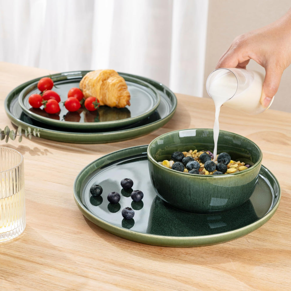GBHOME Ceramic Dinnerware Sets for 8, 24 Pieces Stoneware Plates and Bowls Sets, Scratch Resistant Dishes, Dishwasher & Microwave Safe, Reactive Glaze-Green Wheat