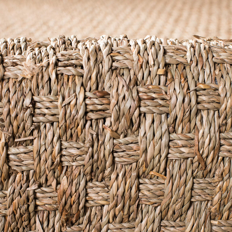 SAFAVIEH Area Rug 8x10 - Natural Fiber Collection - Large - Natural & Beige, Seagrass, Basketweave Pattern (NF114A)