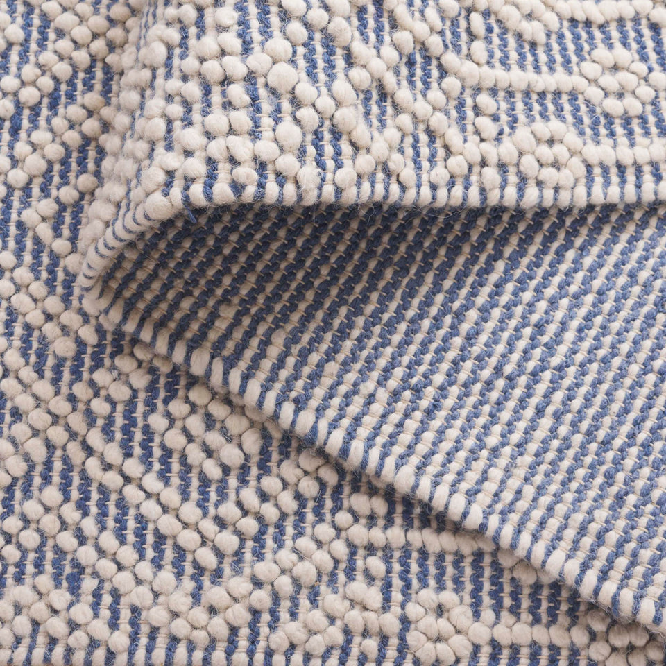 SAFAVIEH Area Rug 8x10 - Natura Collection - Large - Ivory, Handmade Wool, Moroccan Boho Fringe Design, Ideal for Living Room, Bedroom, Dining Space (NAT852B)