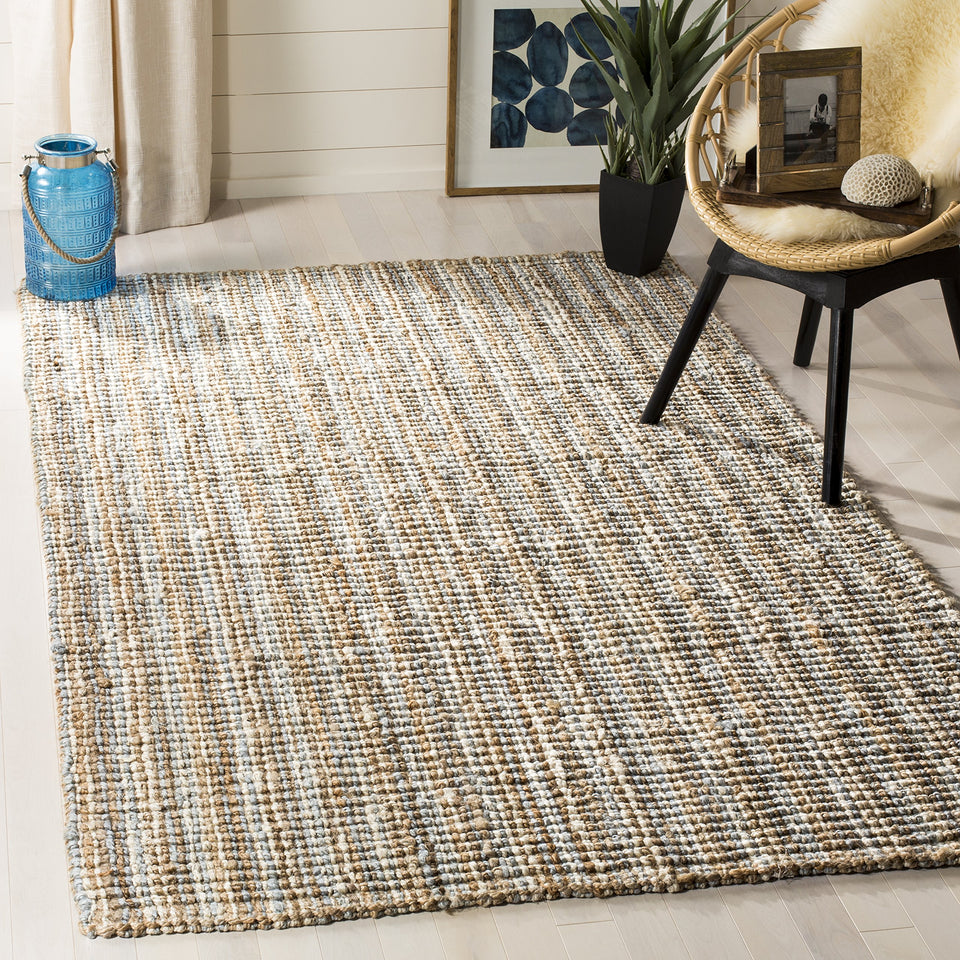 SAFAVIEH Area Rug 9x12 - Natural Fiber Collection - Large - Natural Brown, Handmade Jute, Farmhouse Style, Chunky Textured Thick Pile (NF447A)