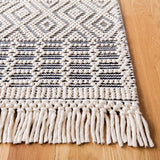 SAFAVIEH Area Rug 8x10 - Natura Collection - Large - Ivory, Handmade Wool, Moroccan Boho Fringe Design, Ideal for Living Room, Bedroom, Dining Space (NAT852B)